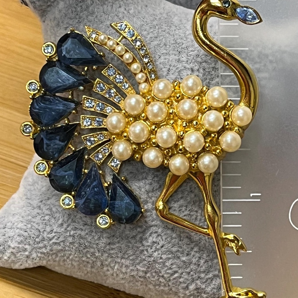 VTG RARE 1928 Elegant Gold and Blue Peacock Brooch - Picture 13 of 16
